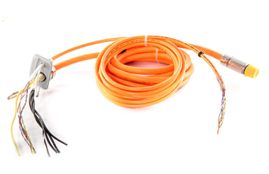 Konfektionierung von Kabeln - Kabelsatz bestehend aus Leistungs- und Temperaturkabel mit Kabelhalterung und Stecker